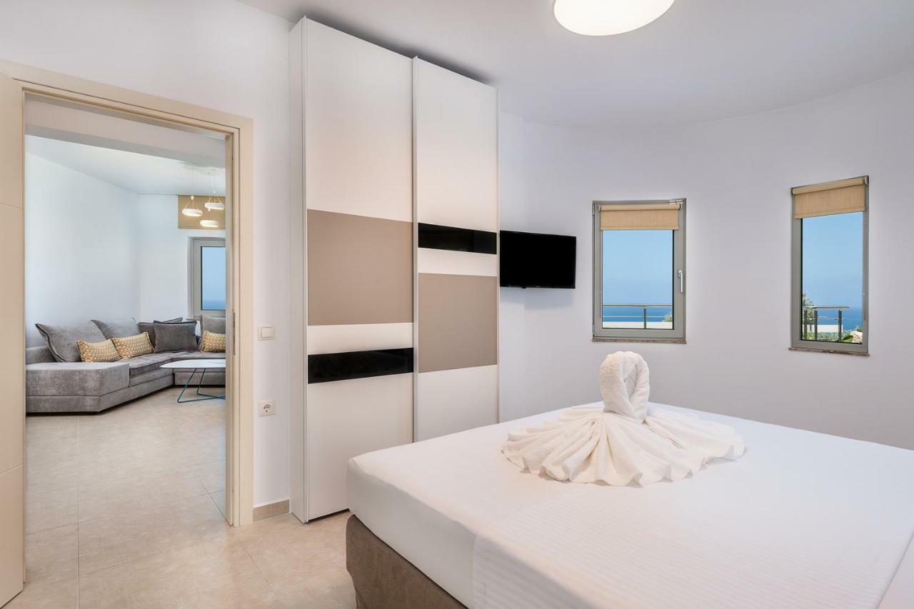 Magnolia Luxury Apartments ฟาลาซาร์นา ภายนอก รูปภาพ